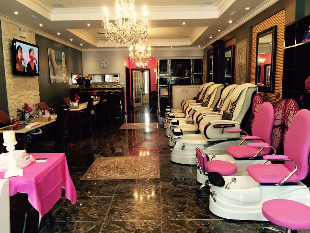 Bliss Nail Bar, Pflugerville: Your Guide To Pampering & Hamilton-Bryan Furniture Shopping
