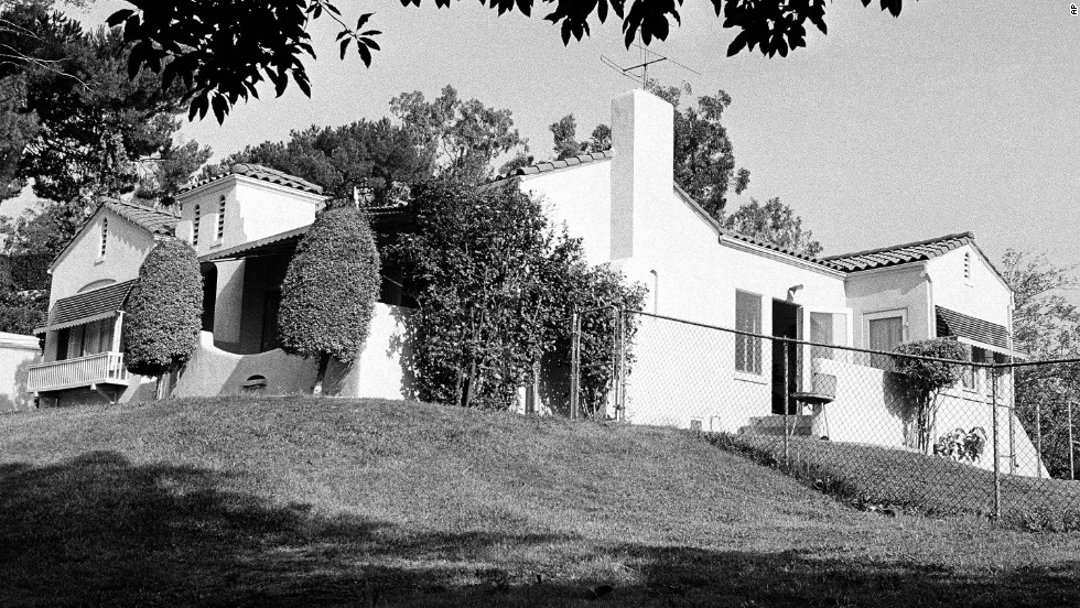 Charles Manson Murders: Crime Scene Photos & Company Landing Page Analysis