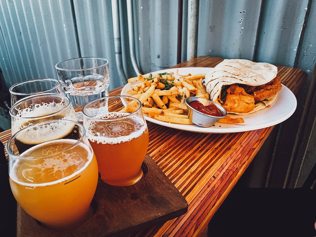 Craigslist San Diego: Your Guide To Food & Beverage Jobs (FAQ Included)