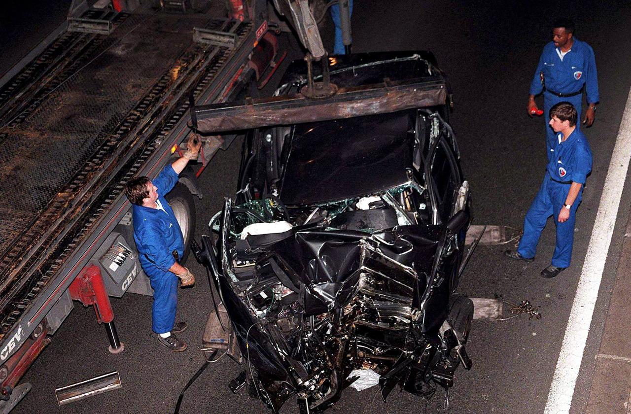 Diana, Princess Of Wales: Unseen Photos From The Fatal Car Crash Scene