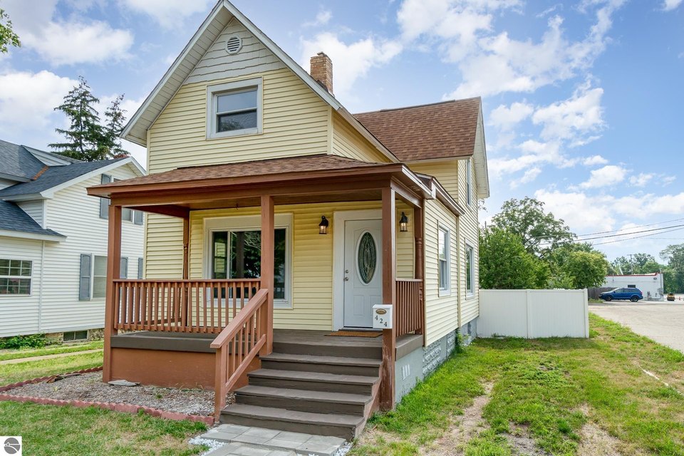 Estate Sales In Orgoriellys, Alma, MI: Find Your Next Treasure