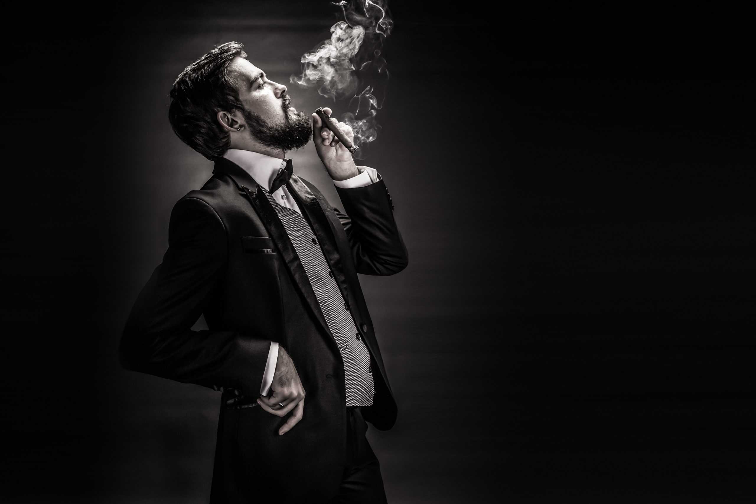 Famous Heavy Smokers: A Look At Their Lives And Legacies
