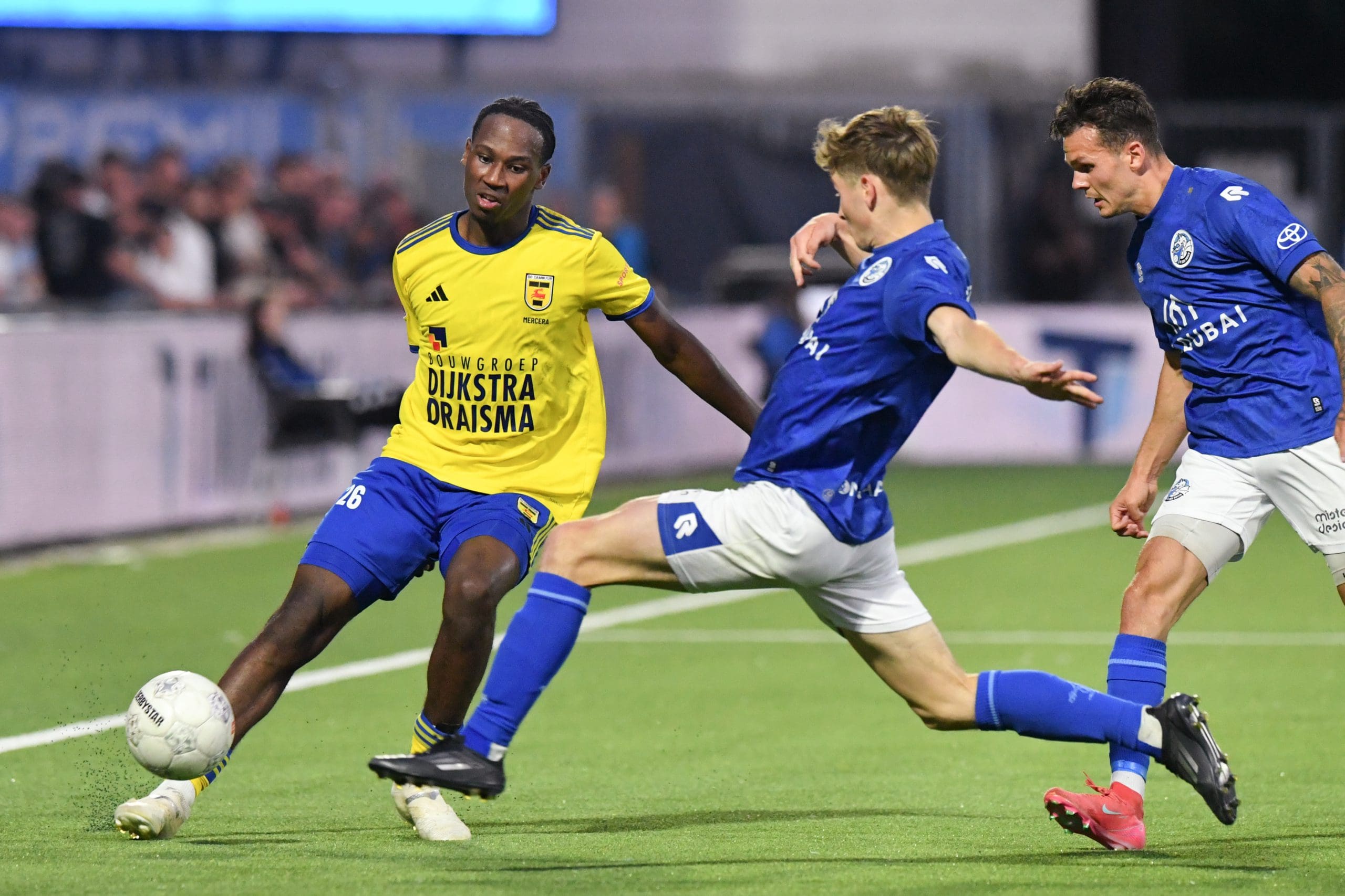 FC Den Bosch Edges Out SC Cambuur In First Play-Off Match