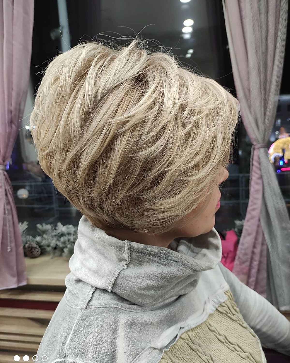 Feathered Bob Hairstyles: The Perfect Cut For Fine Hair