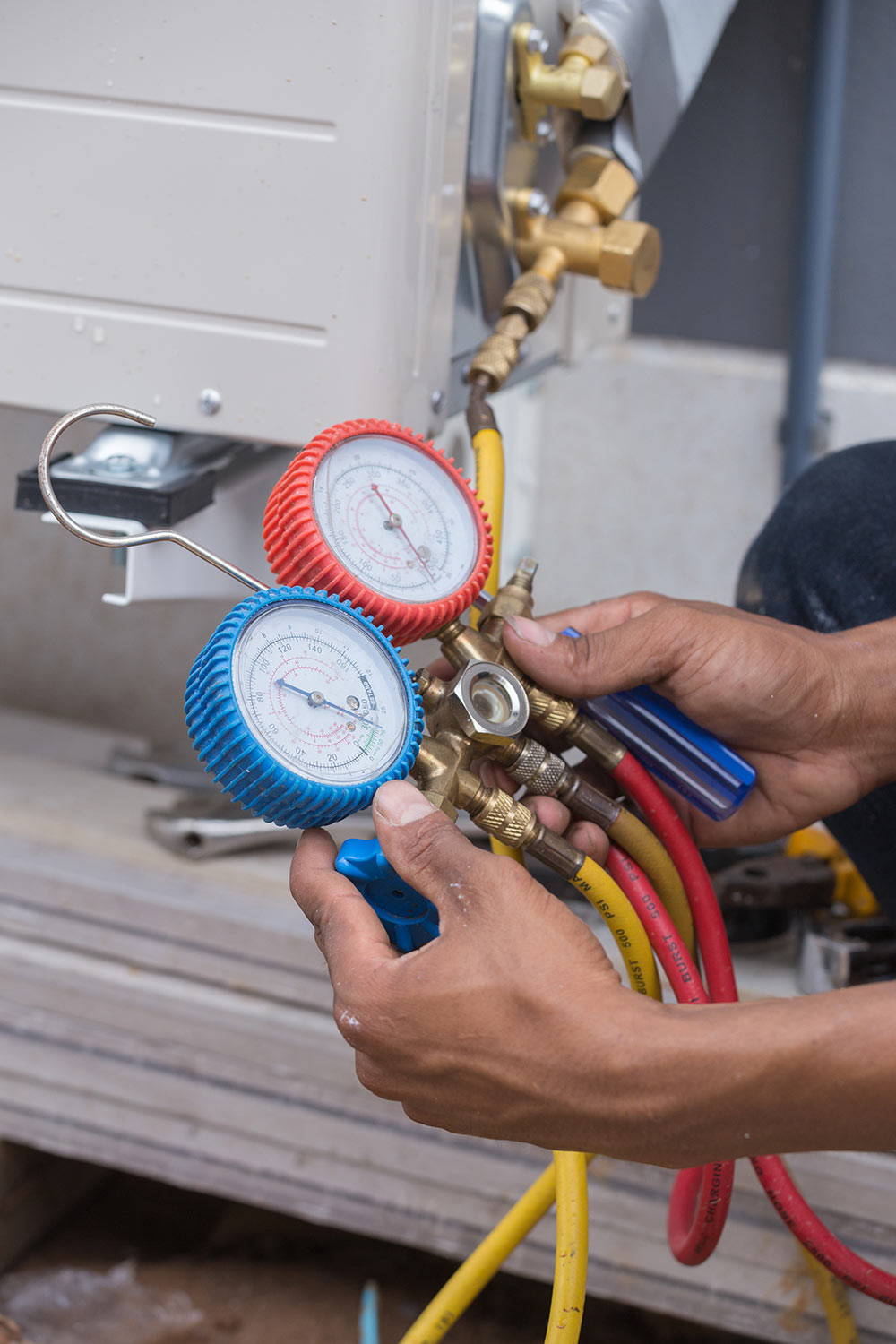 Firestone Freon Recharge: Cost Guide & What To Expect