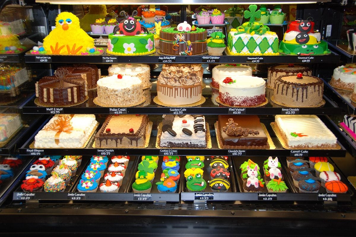 Giant Grocery Store Cakes: Your Guide To Finding The Perfect Celebration Cake