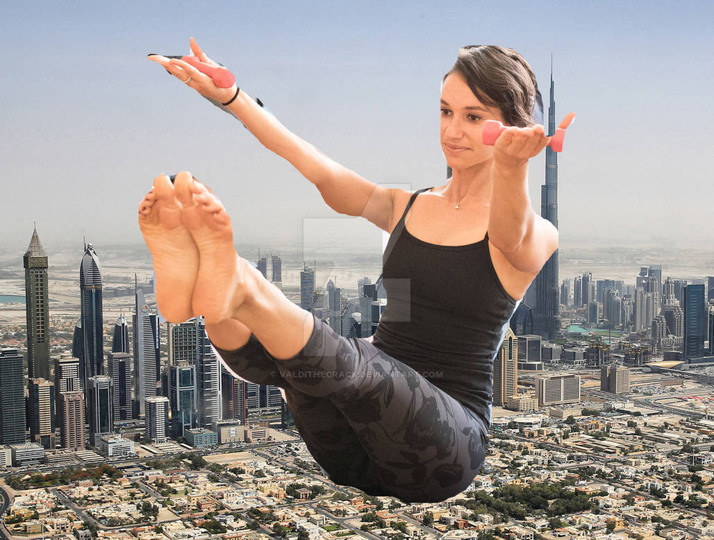 Giantess In Yoga Pants: A Photographer's Captivating Series