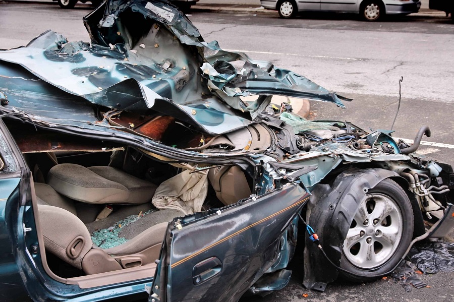 Gory Fatal Car Wreck Pictures: A Grim Reminder Of Road Safety