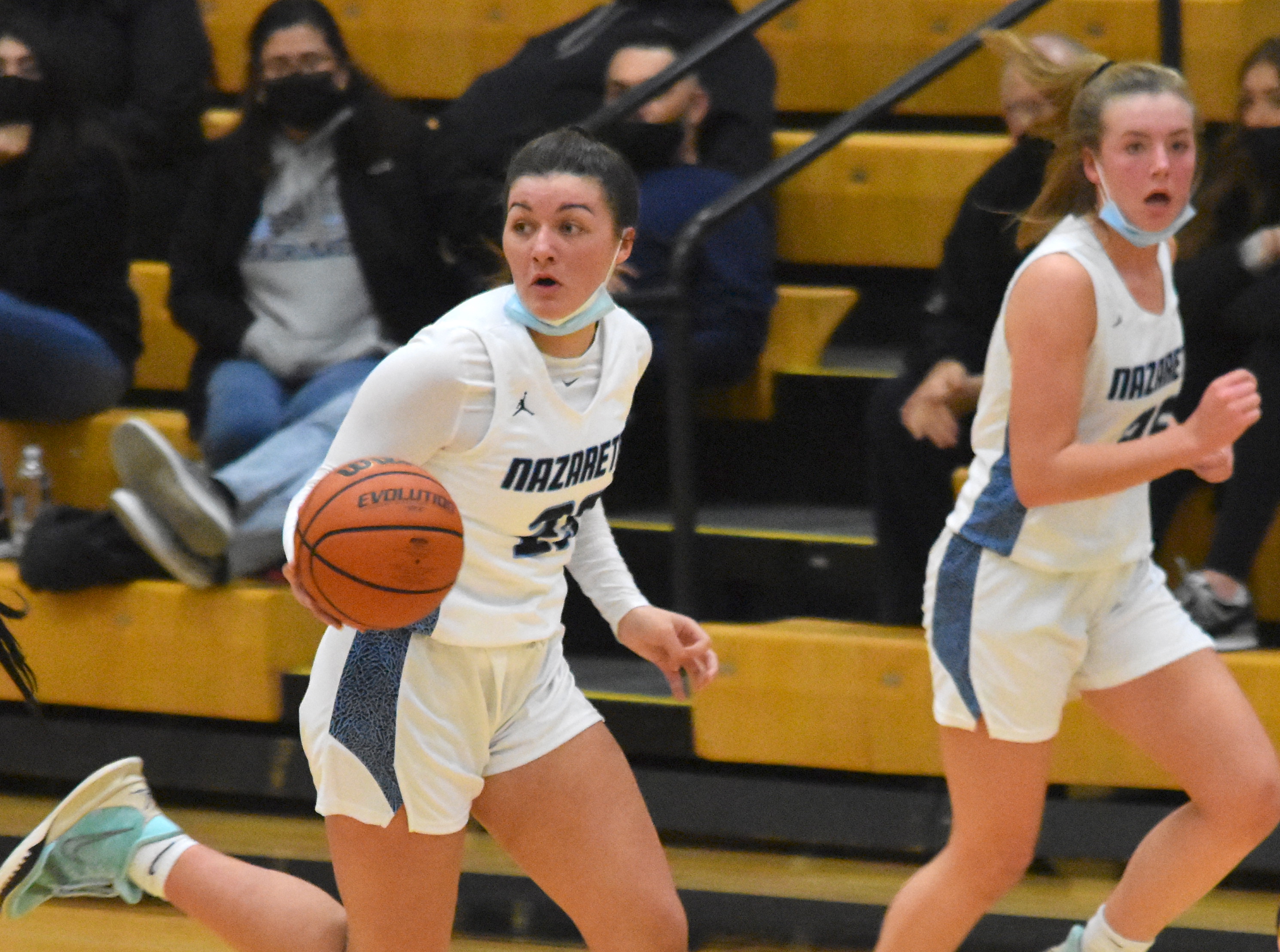 Illinois High School Basketball: Preseason Rankings And Top Contenders