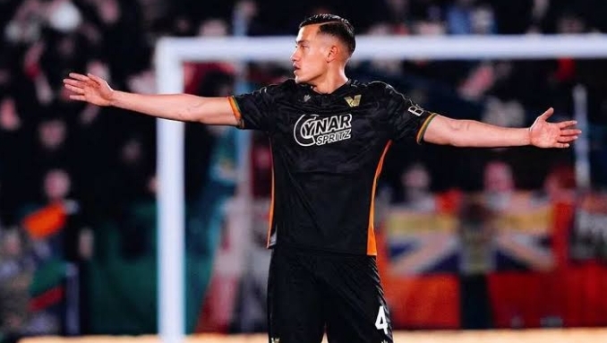 Jay Idzes Diperebutkan AC Milan Dan Torino FC:  Siapa Yang Akan Menang?