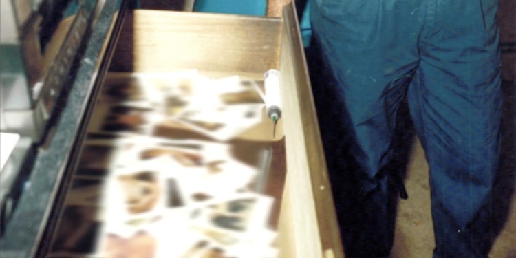 Jeffrey Dahmer Crime Scene Photos: A Chilling Look At The Milwaukee Cannibal's Apartment