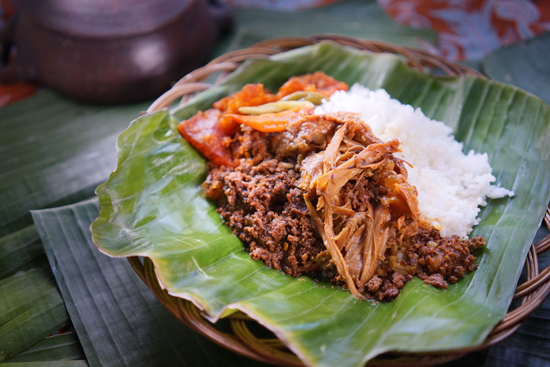 Jelajah Rasa: Panduan Lengkap Makanan Viral Di Solo