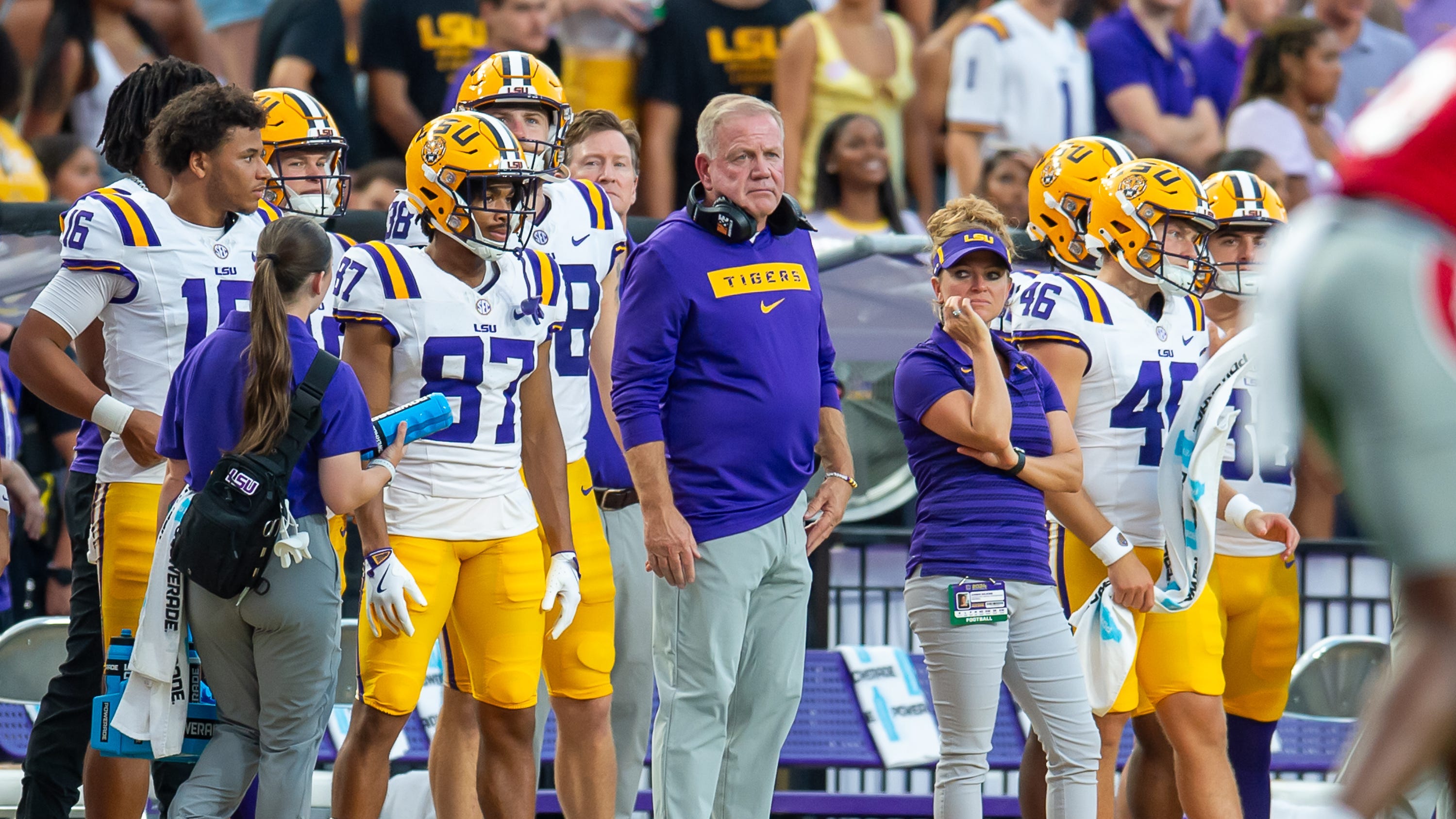 Live SEC Football Scores & Deadwood Knives: A Perfect Pair?