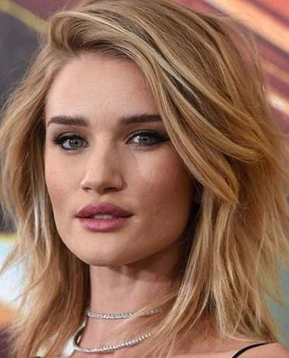Long Bob Haircut With Layers: The Ultimate Style Guide