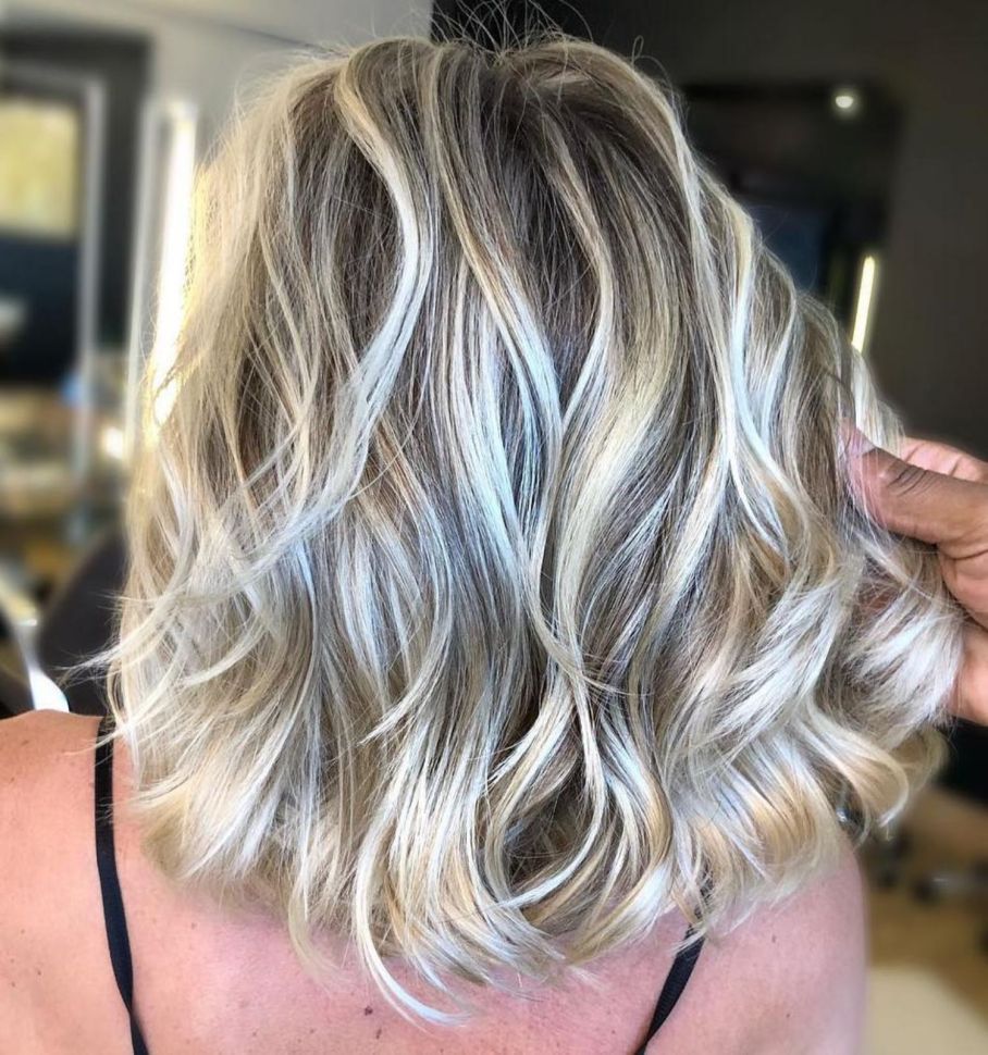 Medium Length Hair With Blonde Highlights: The Ultimate Style Guide