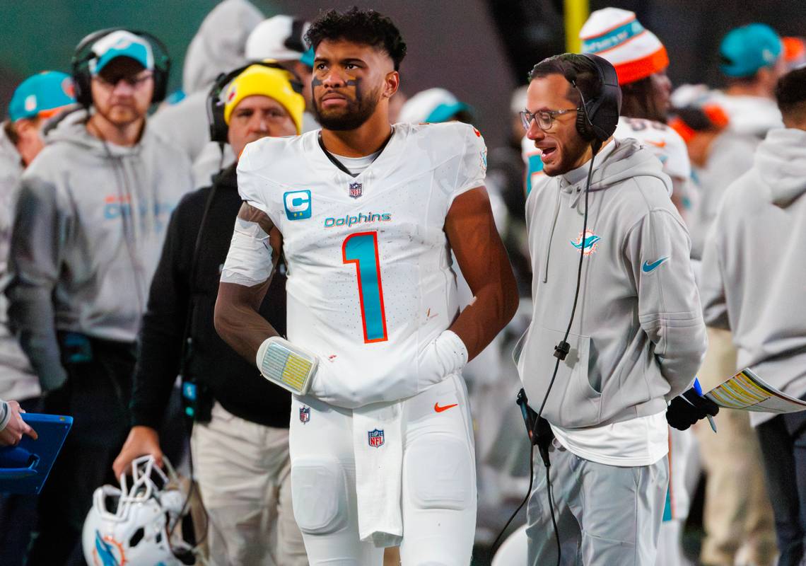 Michael McDaniel's Impact On The Miami Dolphins: A Deep Dive