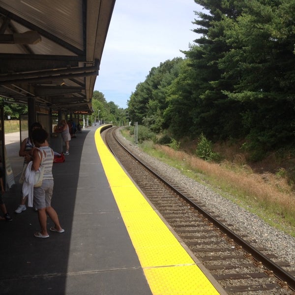 Middleboro/Lakeville MBTA: Your Guide To Commuter Rail Options