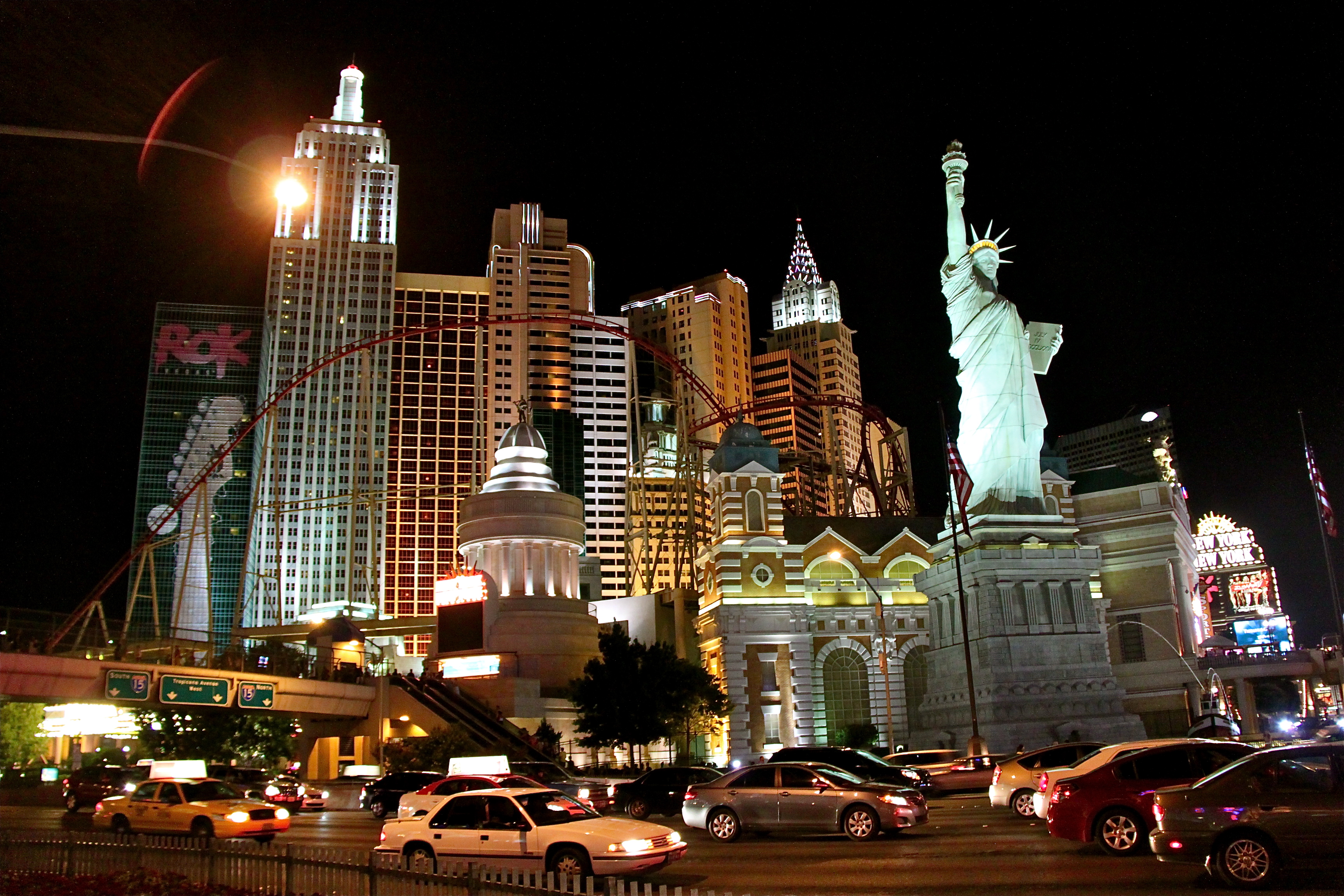 Mojo Village Las Vegas: Your Guide To The Ultimate Entertainment Destination