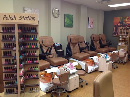 Nail Salon Near Walmart Plaza: Terms Of Use & Services