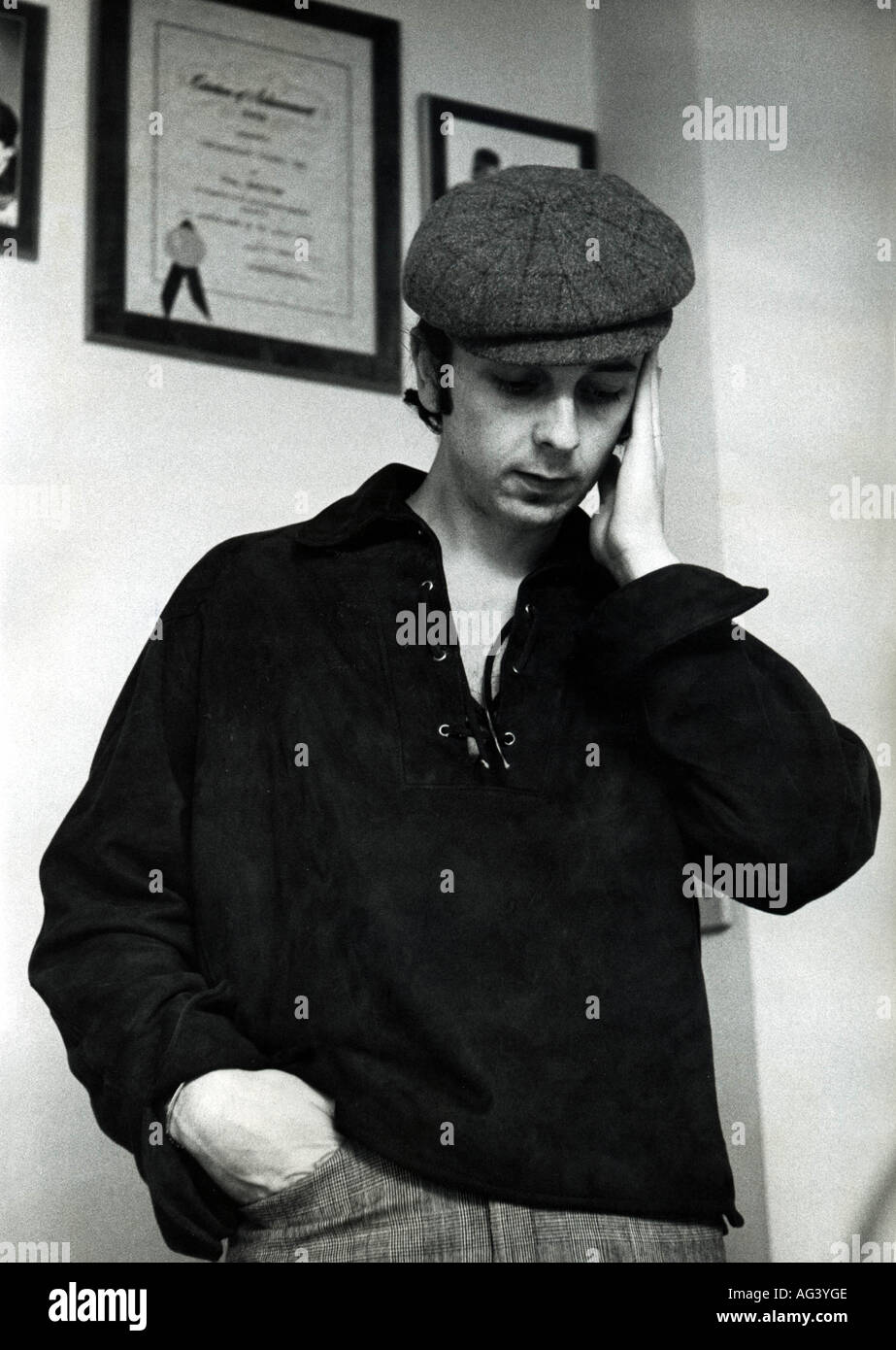 Phil Spector On Wikipedia: A Comprehensive Overview Of The Music Producer's Life And Legacy