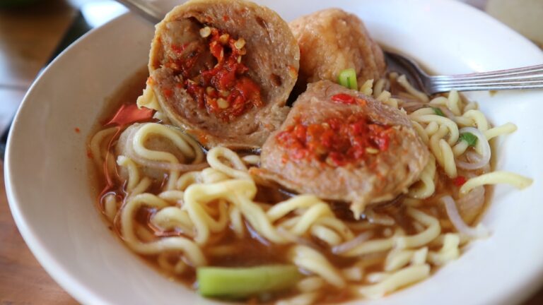 Resep Bakso Daging Sapi Empuk Dan Lezat: Cara Membuatnya Dari Awal