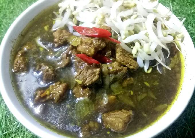 Resep Rawon Sapi Sederhana Dan Lezat Dengan Bumbu Instan