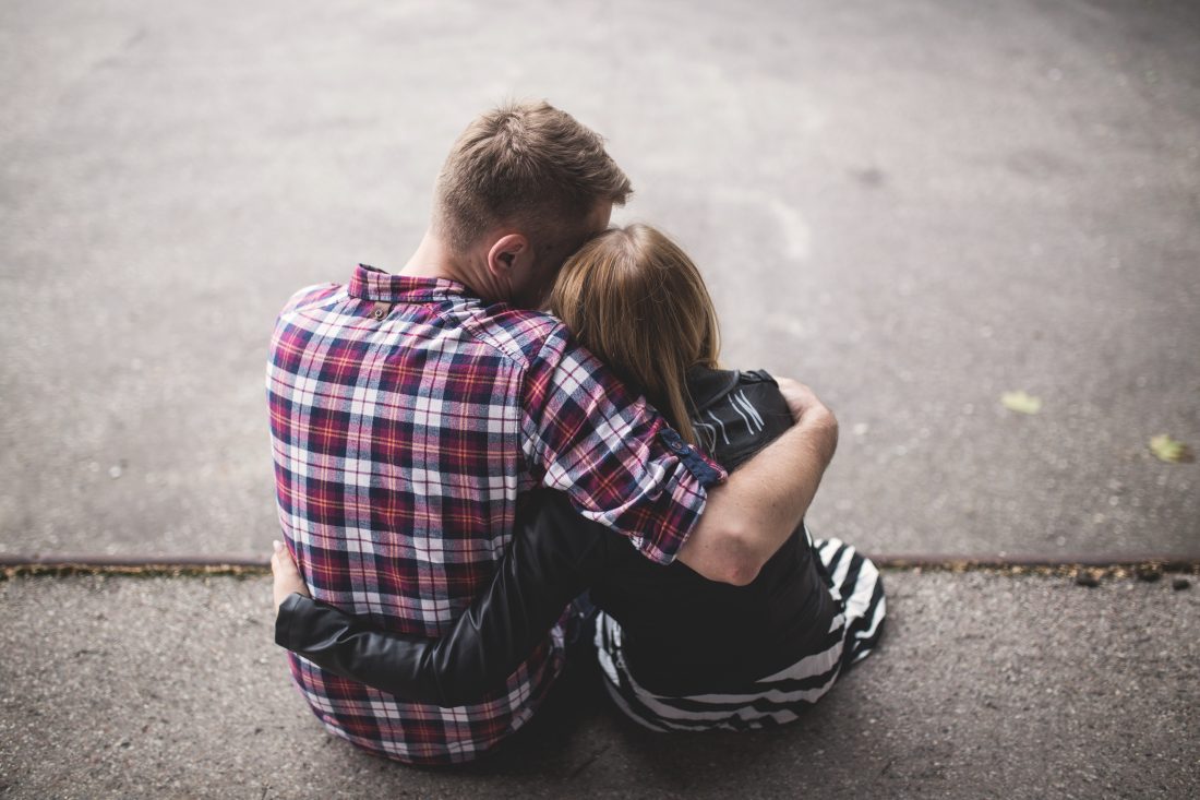 Romantic Cuddling Pictures: The Ultimate Guide To Cozy Couple Photos
