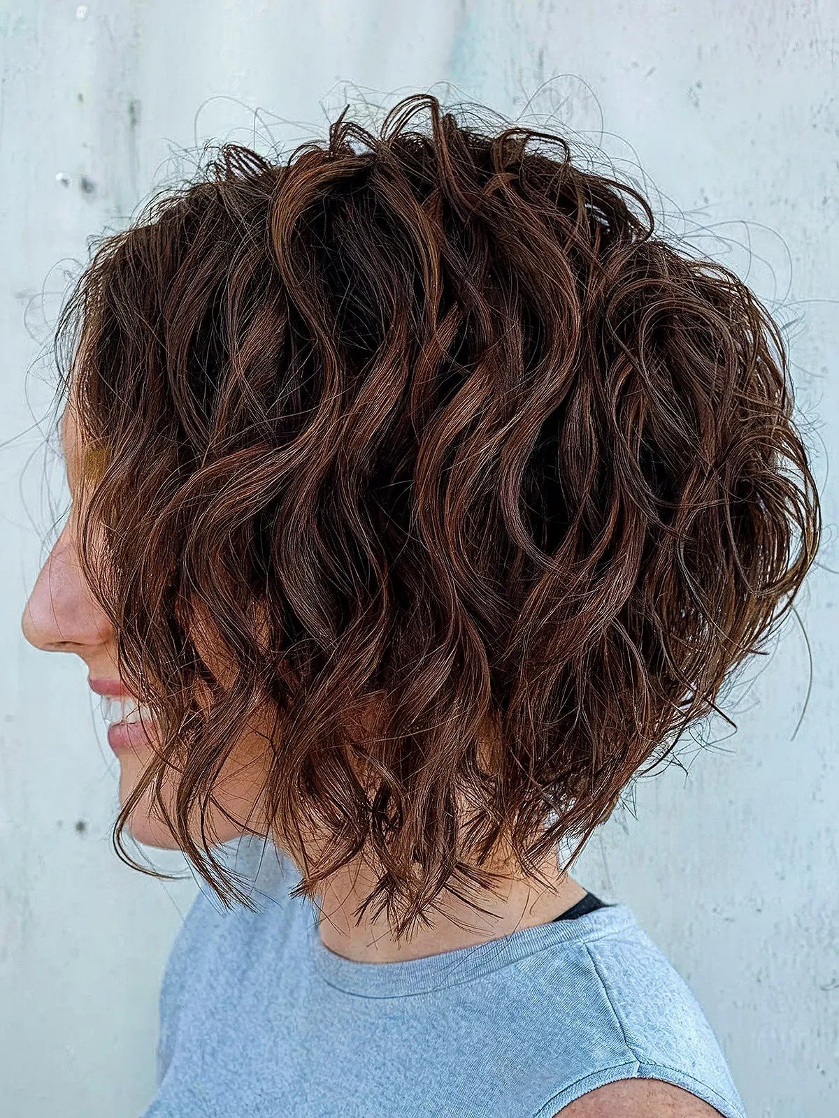 Short Stacked Bob For Curly Hair: A Style Guide
