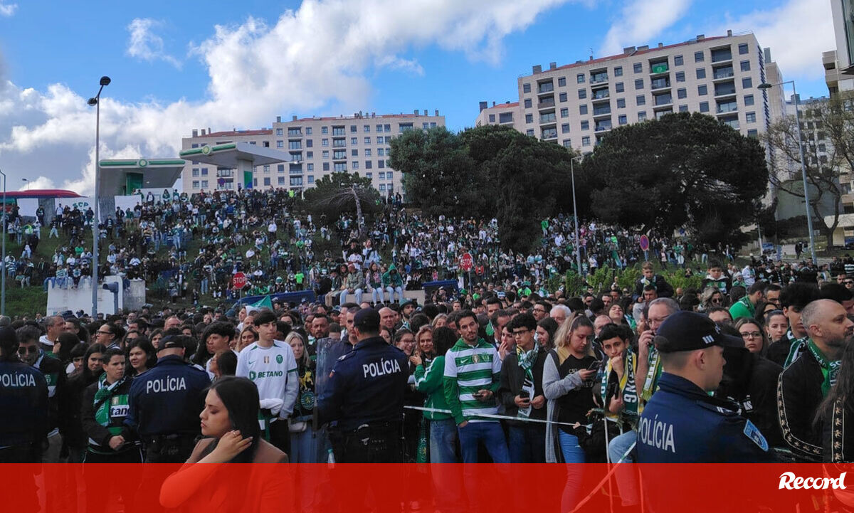 Sporting Em Alvalade: Multidão Imensa Recebe O Leão