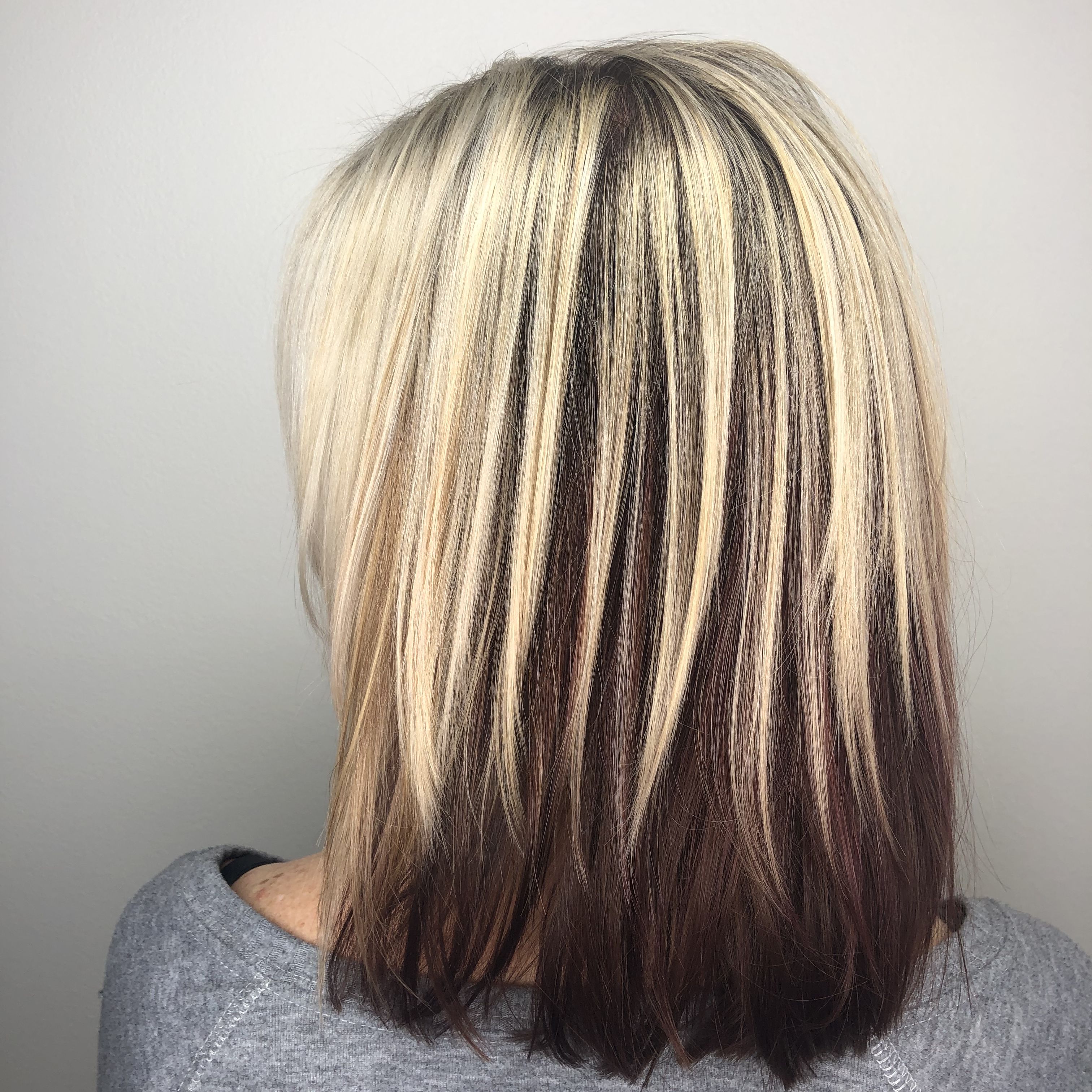 Stunning Brown Hair With Blonde Underneath: 25 Hairstyle Ideas