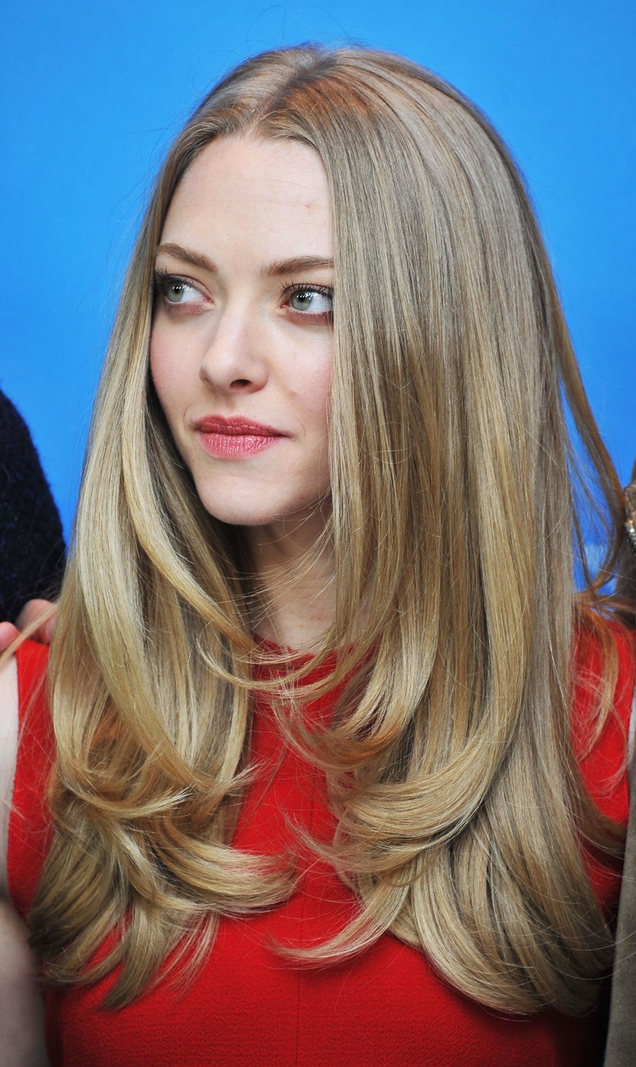 Stunning Layered Blonde Hairstyles For 2024: A Complete Guide