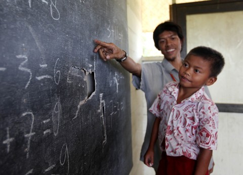 Teachers To Receive Rp3 Million Educational Assistance Per Semester