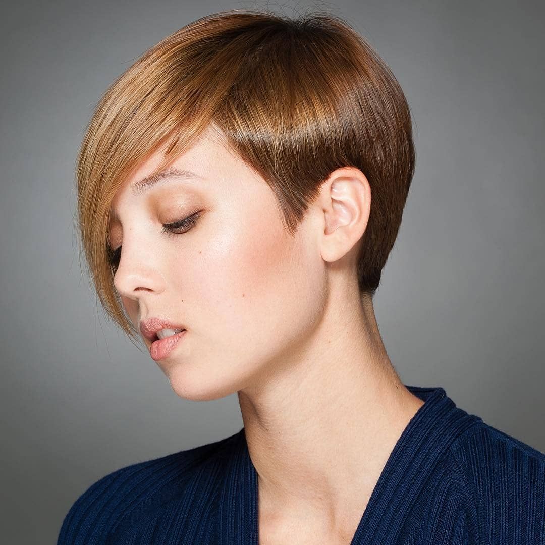 The Chic And Edgy Asymmetric Pixie Cut: Your Ultimate Style Guide