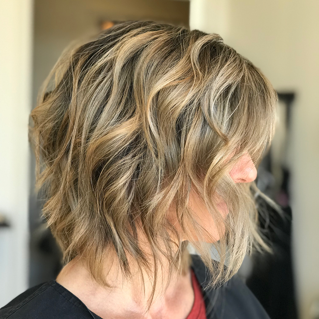 The Chic Choppy Bob: A Modern Hairstyle Guide