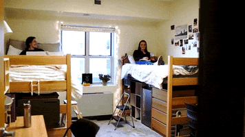 UCLA Dorm Deskhot Gifs: A Twitter Trend Analysis