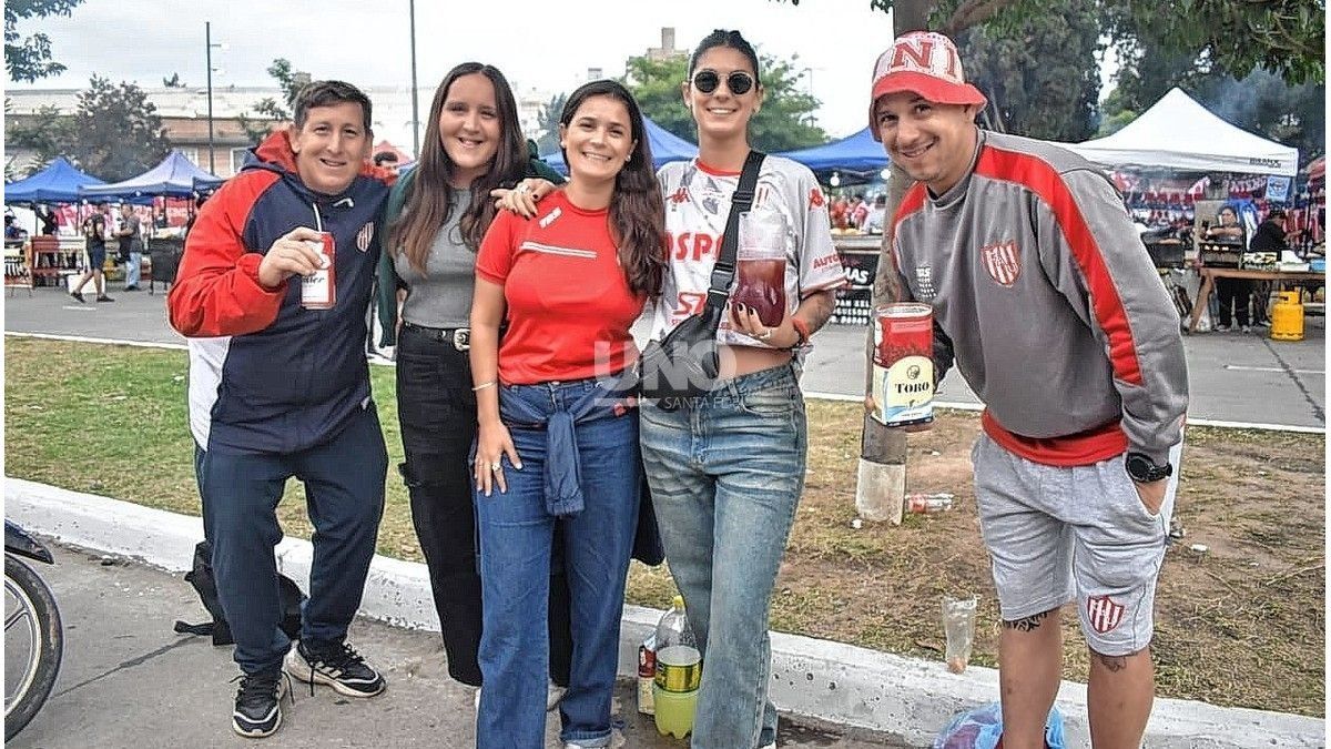 Unión Y Palestino: Un Festín De Color En Partido De Copa