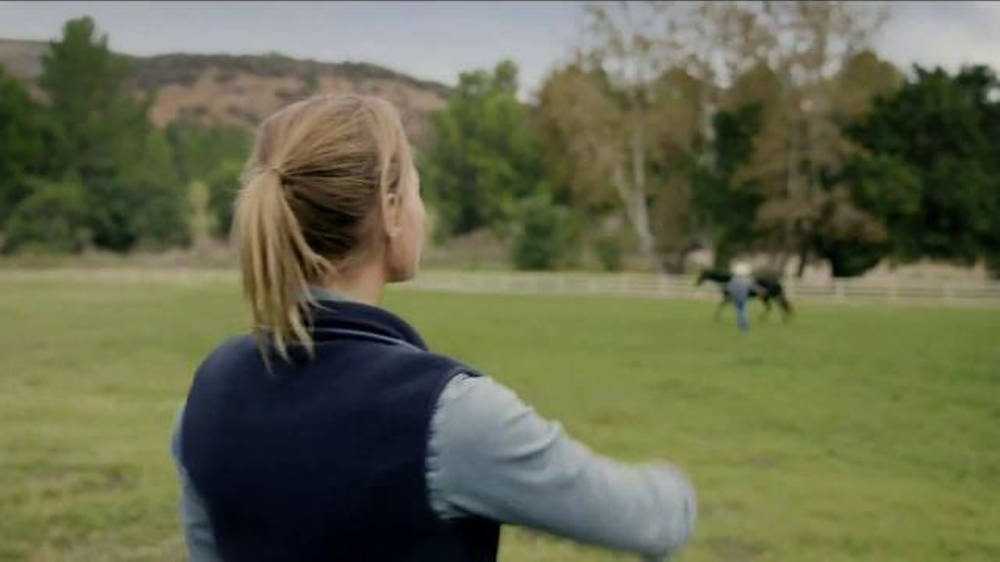 Unmasking The Intuit QuickBooks Commercial Blonde Actress: Who Is She?