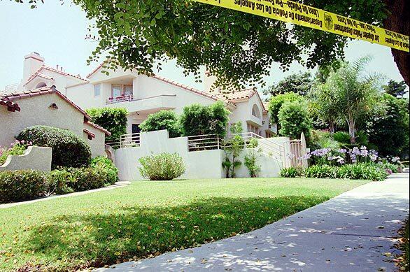 Unseen Crime Scene Photos: A Closer Look At The Nicole Simpson Case