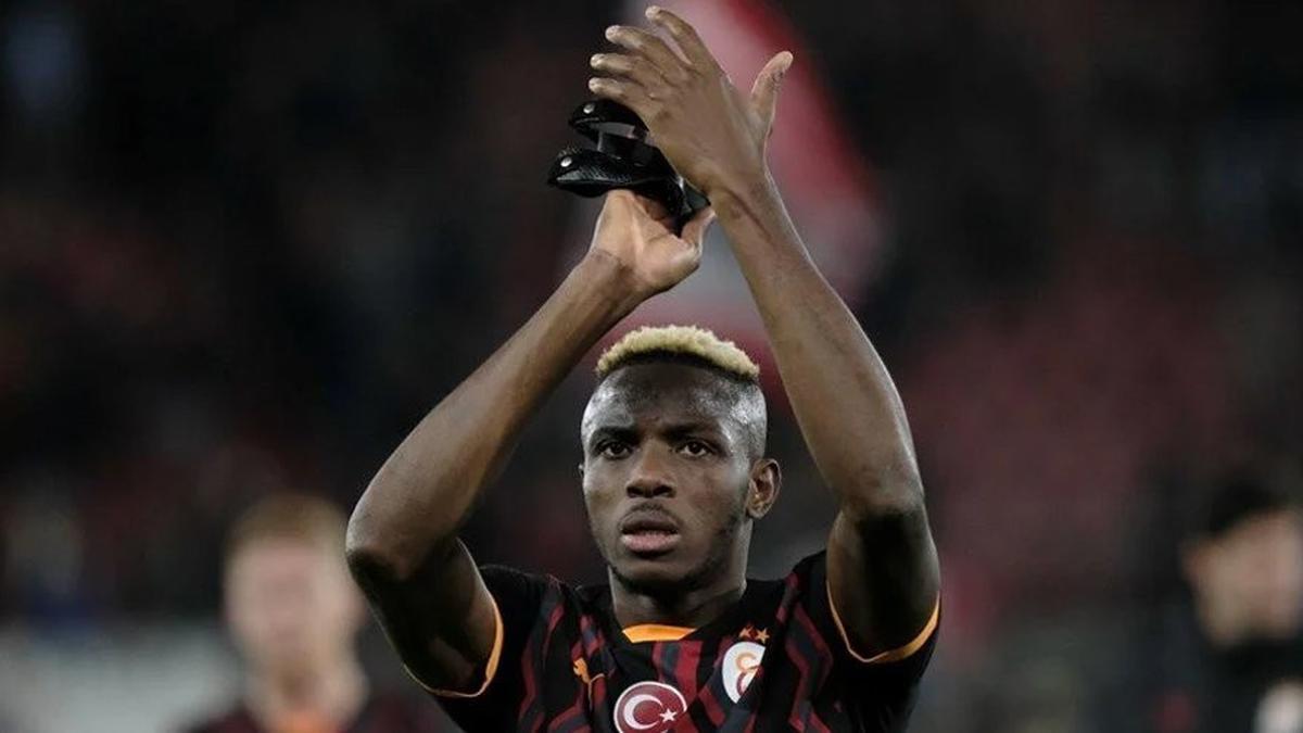 Victor Osimhen: MU Terancam Kalah Persaingan Oleh Dua Tim Dari Piala Dunia Antarklub