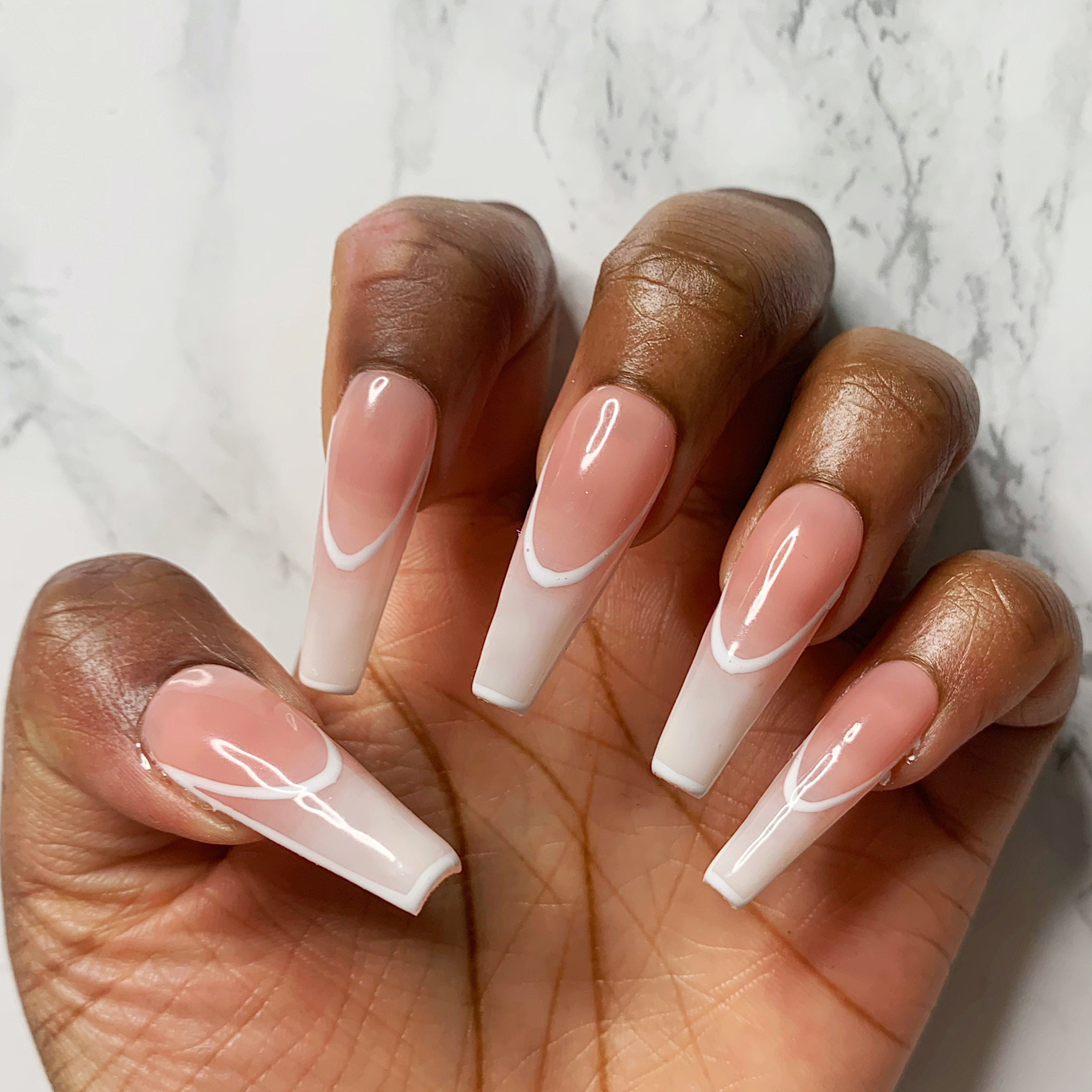 White Outline Coffin Nails: A Chic & Edgy Manicure Trend